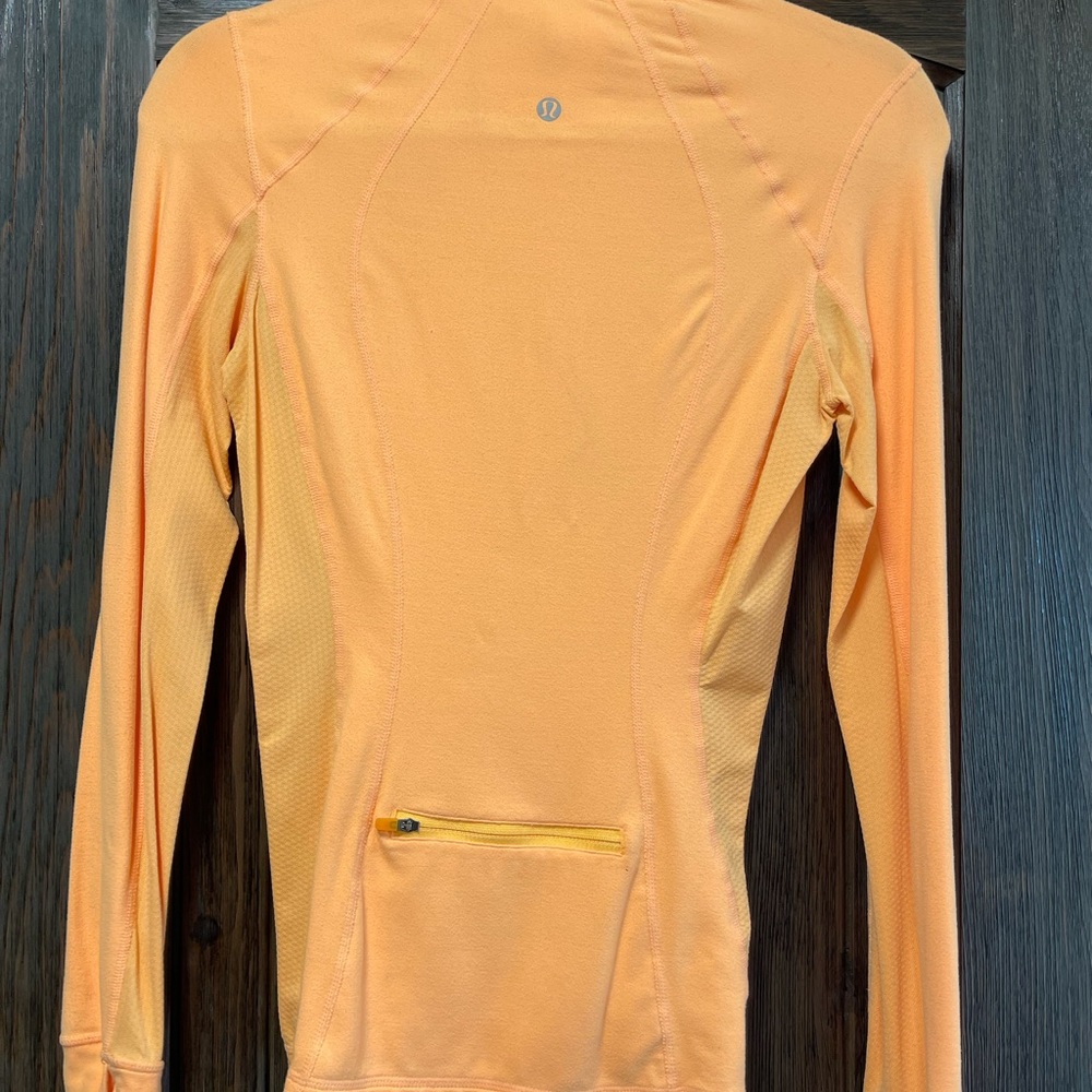Lululemon Run Pullover - Picture 5 of 7